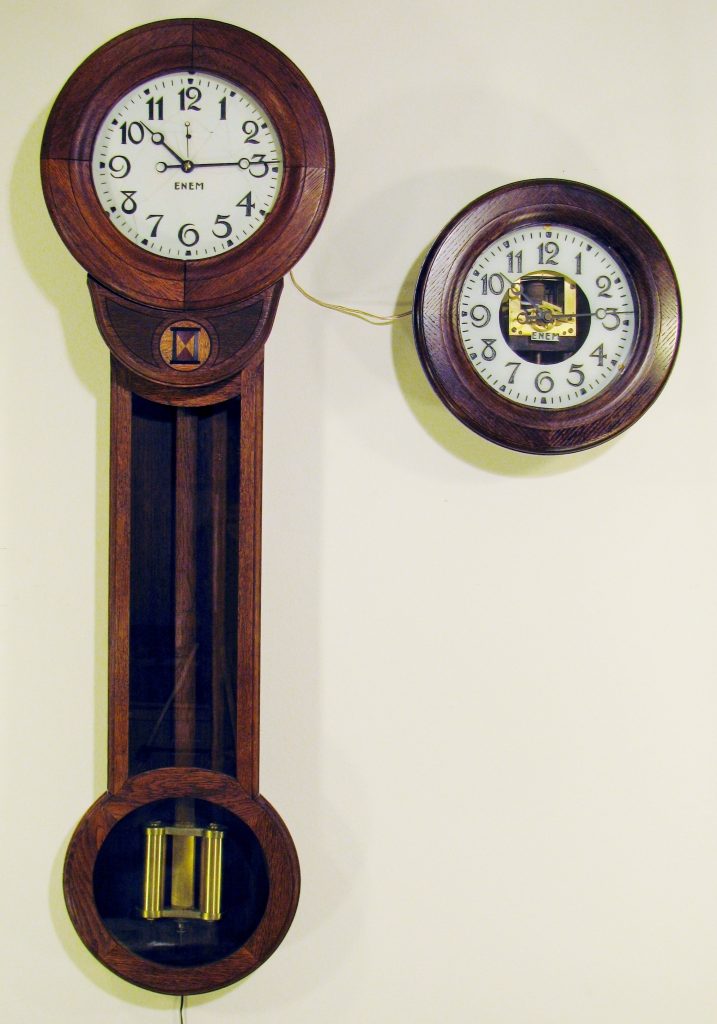 ENEM Mother & Daughter Clocks