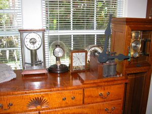 Self-winding clocks - various makers